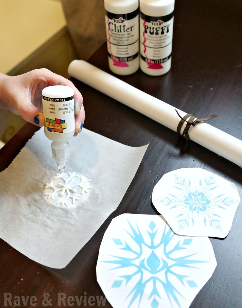 Making window cling snowflakes