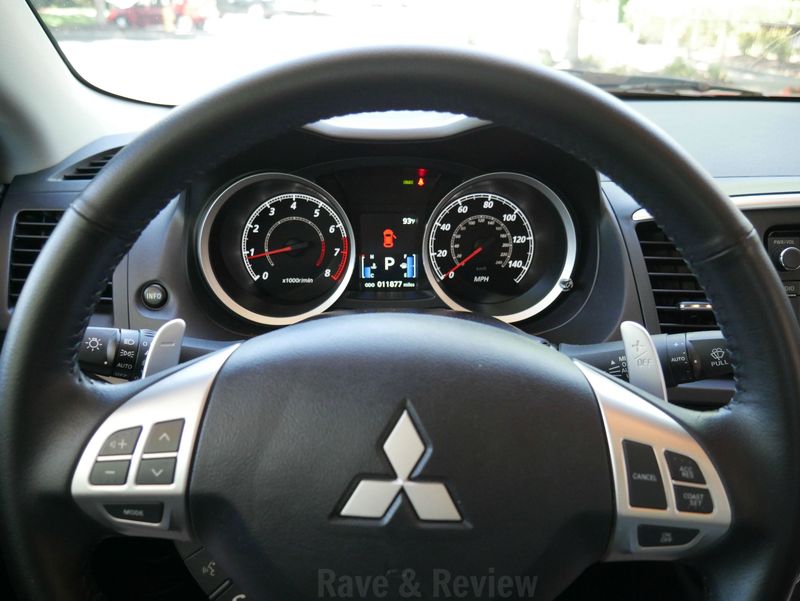Mitsubishi Lancer steering wheel