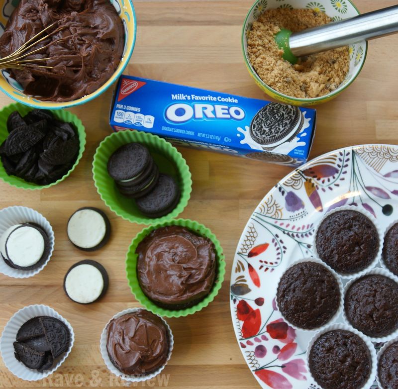 OREO Owls cupcakes frosting