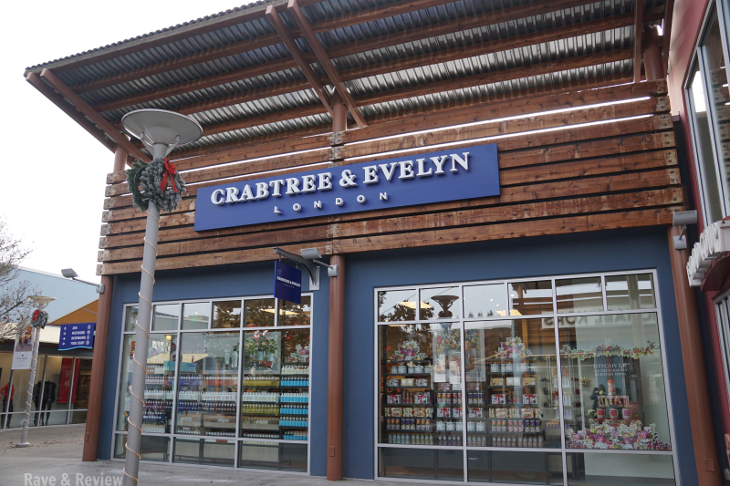 Seattle Premium Outlets Crabtree and Evelyn new store