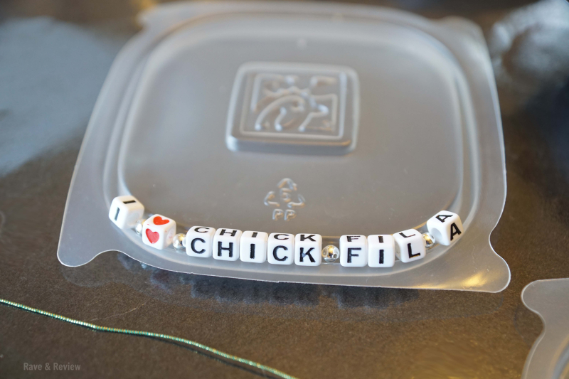 Chick Fil A bead lid up close