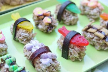 Kid-friendly cereal and candy “sushi”