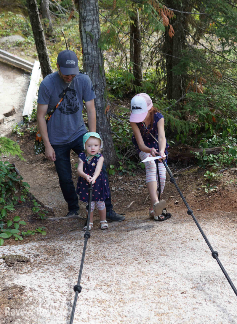 Sisters rope hiking