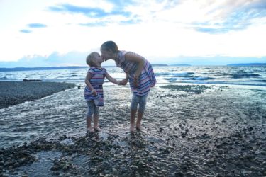 Matching Girls Monday: beach at sundown