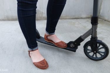 Parents: get in on the fun with the Swagtron K8 Titan kick scooter