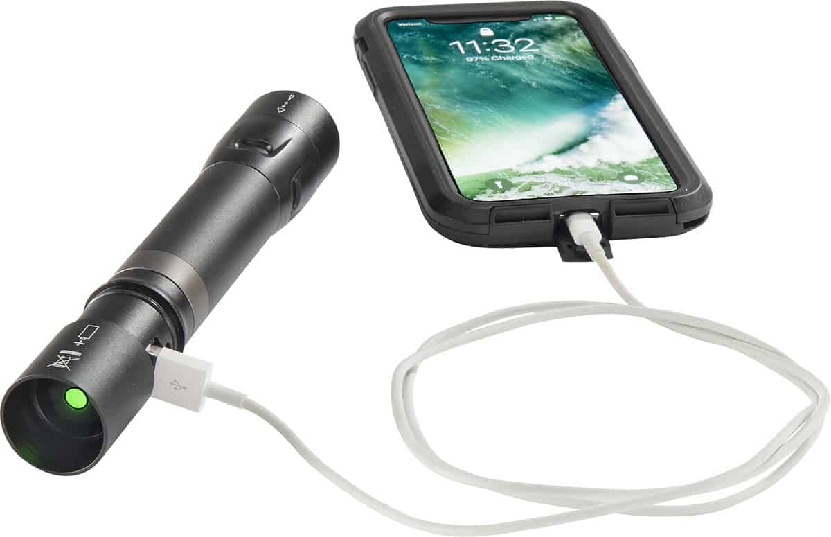 pelican 5050R portable charging flashlight