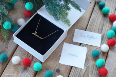 Personalized script necklace from Tres Colori