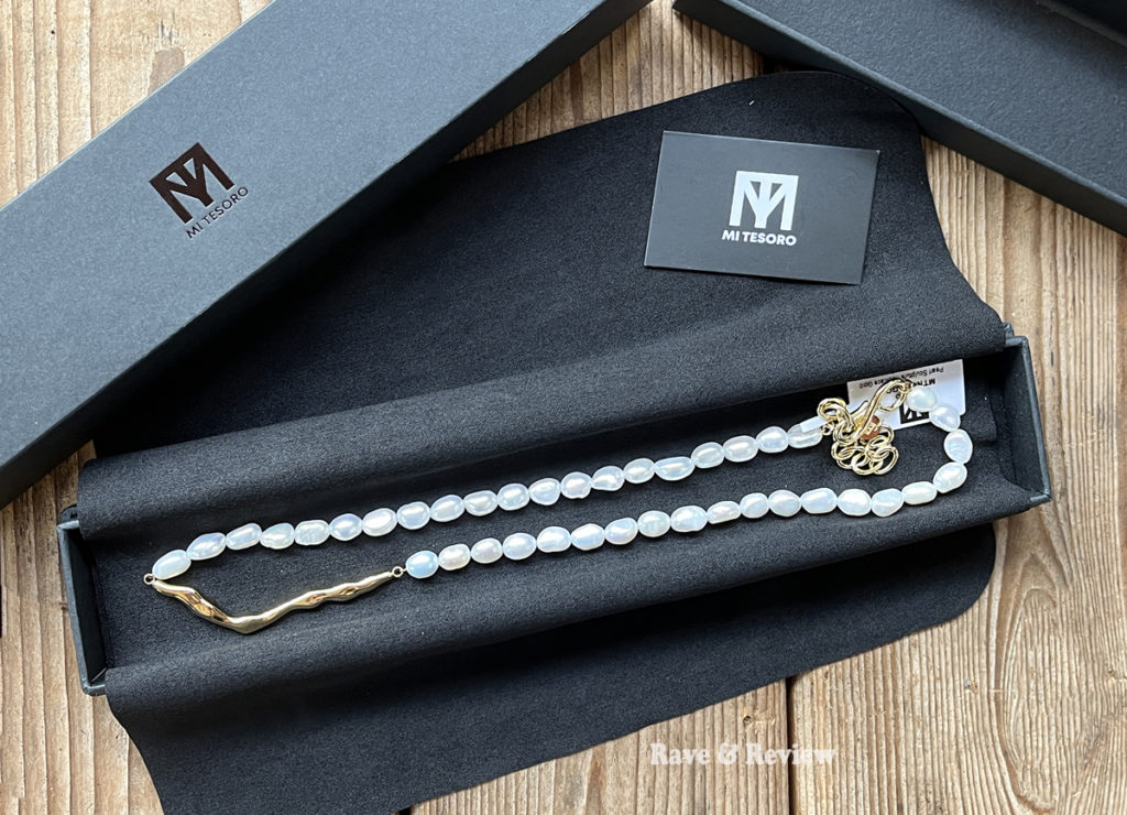 Ultimate Holiday Gift Guide for Women